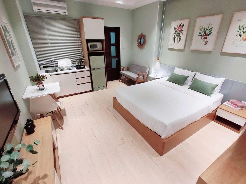 Phòng trọ PTC House 2 Cách Mạng Tháng 8 - Quận 1 - Phòng (*)