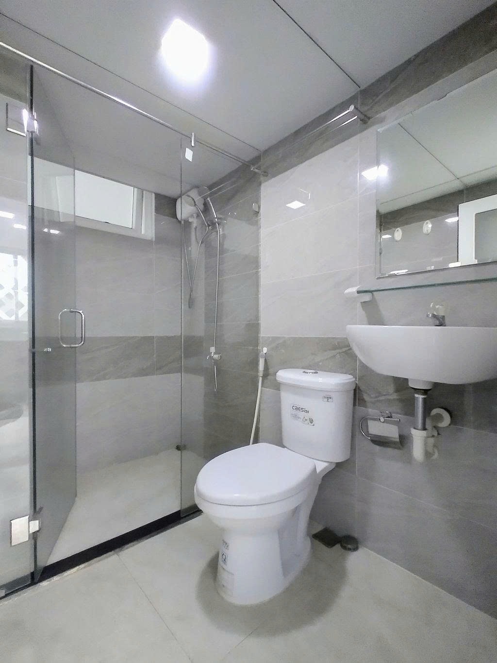 Phòng trọ Duplex 25m2 tại PTC House 3 Nguyễn Thị Thập - Quận 7 - Phòng tắm