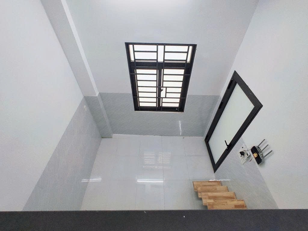 Phòng trọ Duplex 10m2 tại PTC House 3 Huỳnh Tấn Phát - Quận 7 - Phòng khách