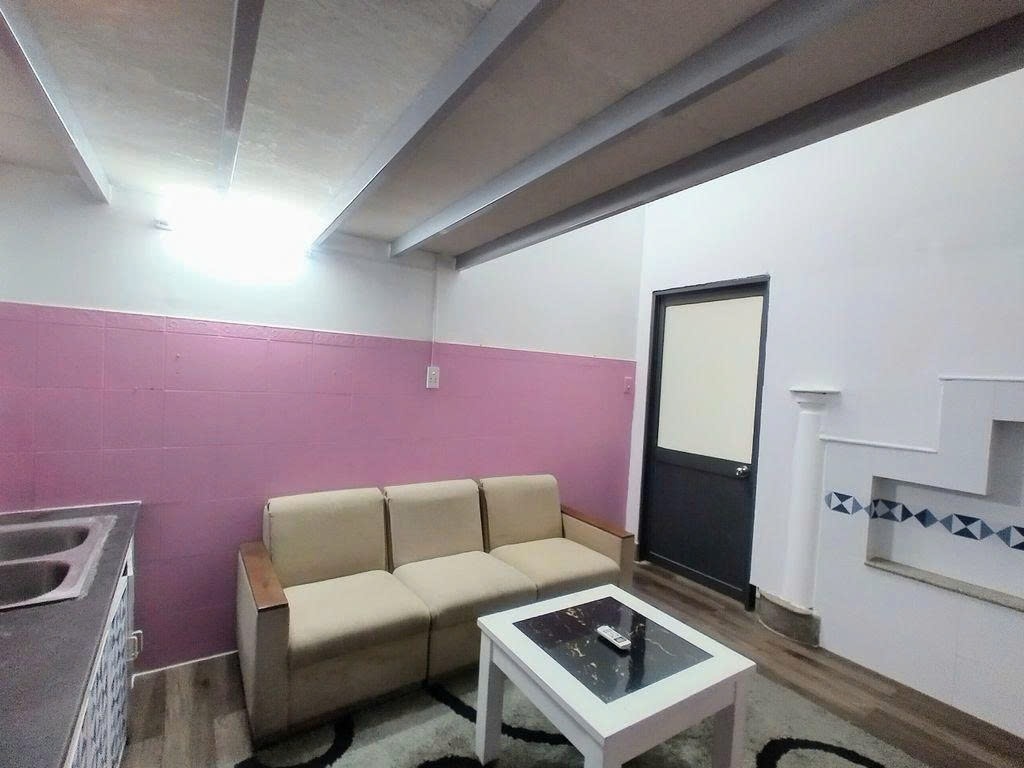 Phòng trọ Duplex 25m2 tại PTC House Nguyễn Đình Chiểu - Quận 1 - Phòng khách