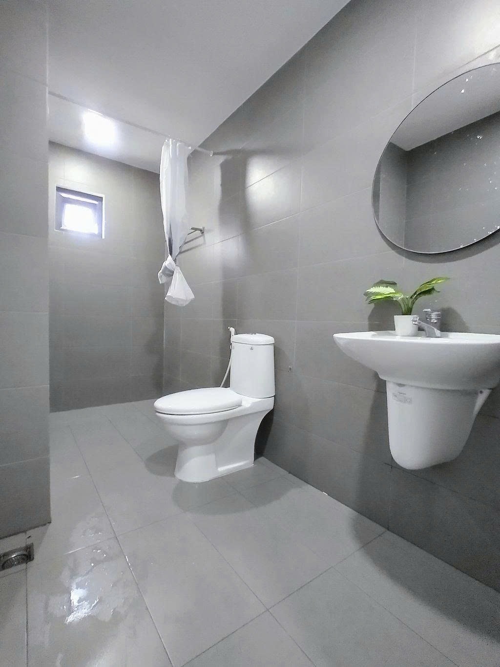 Phòng trọ Studio 15m2 tại PTC House Đường số 79 - Quận 7 - Phòng tắm