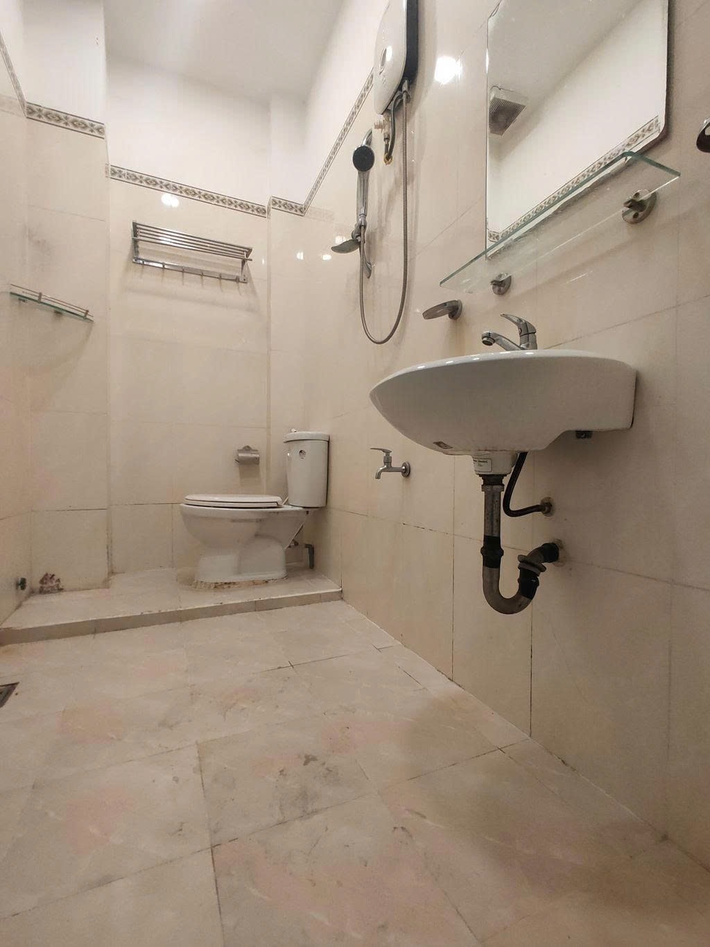 Phòng trọ Studio 20m2 tại PTC House Cách Mạng Tháng 8 - Quận 10 - Phòng tắm