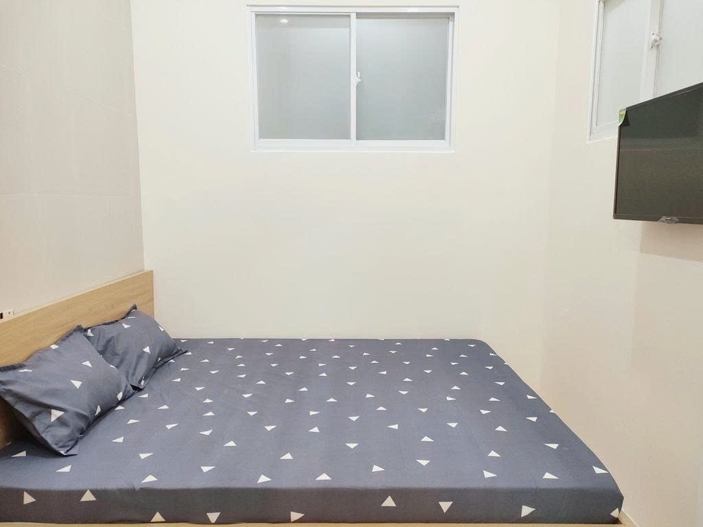 Phòng trọ PTC House Thủ Khoa Huân - Quận 1 - Phòng (*)