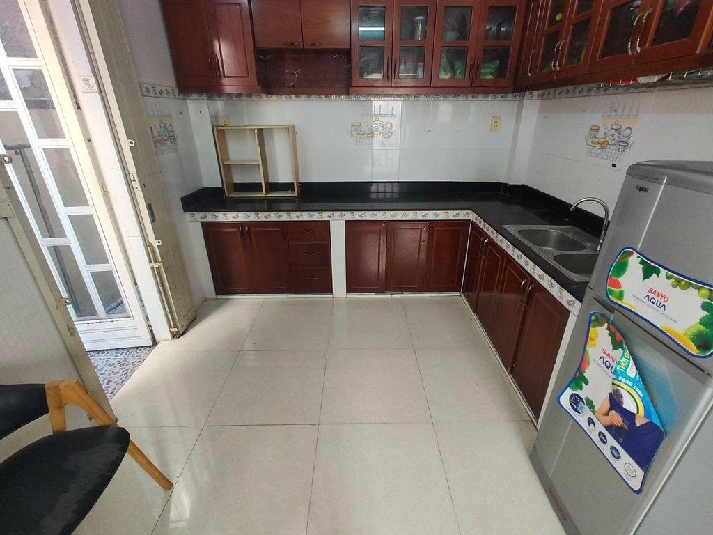 Phòng trọ PTC House1 Huỳnh Văn Bánh - Phú Nhuận - Phòng (*)