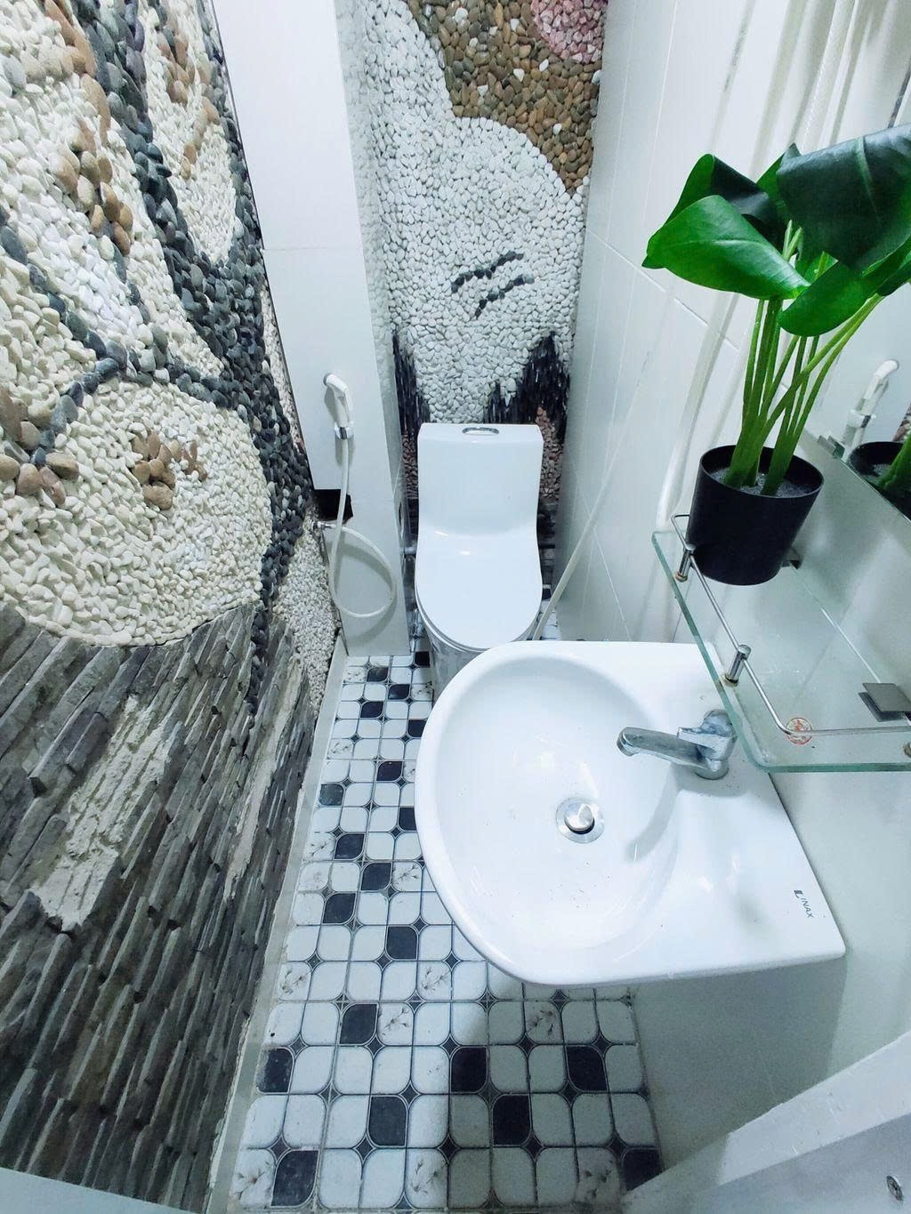 Phòng trọ Studio 25m2 tại PTC House Dạ Nam - Quận 8 - Phòng tắm