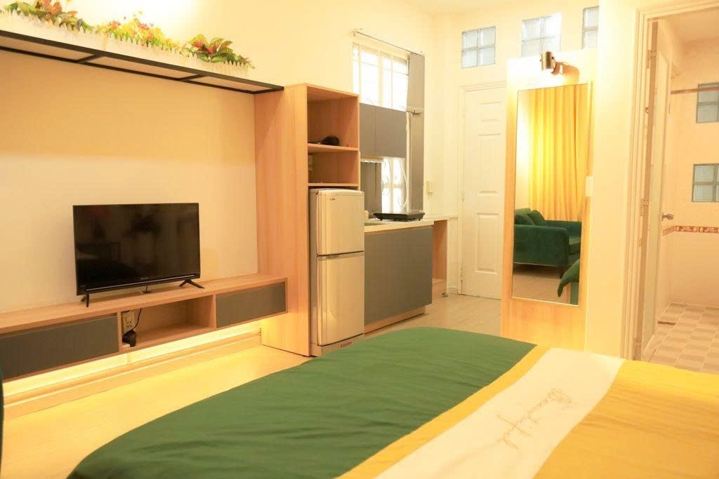 Phòng trọ PTC House 3 Cách Mạng Tháng 8 - Quận 1 - Phòng (*)