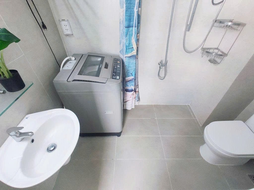 Phòng trọ Duplex 10m2 tại PTC House 2 Đường số 8 - Quận 7 - Phòng tắm