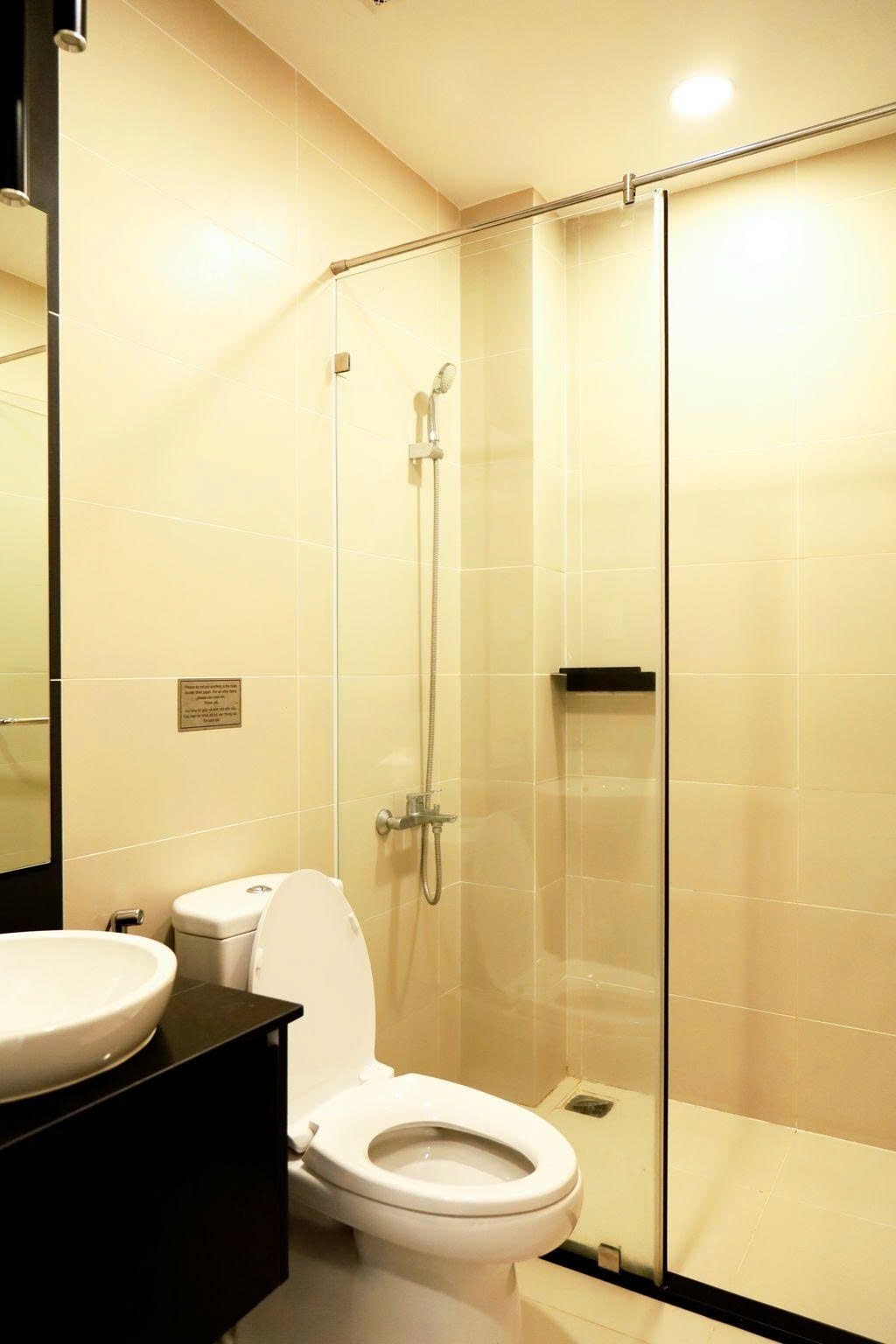 Phòng trọ 1 Phòng ngủ 30m2 tại PTC House 6 Lê Văn Sỹ - Quận 3 - Phòng tắm