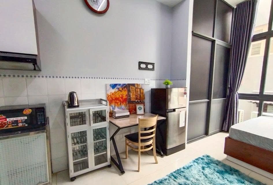 Phòng trọ Studio 30m2 tại PTC House Đường 3/2 - Quận 10 - Góc làm việc
