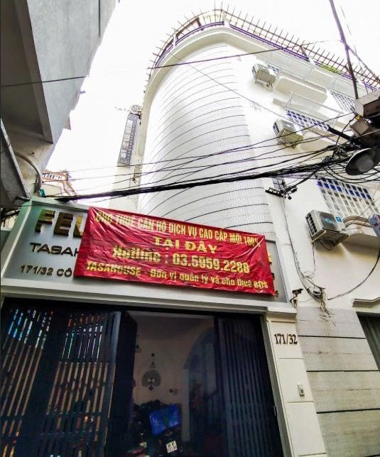 Phòng trọ PTC House 1 Cô Bắc - Quận 1 - Toàn cảnh tòa nhà (*)