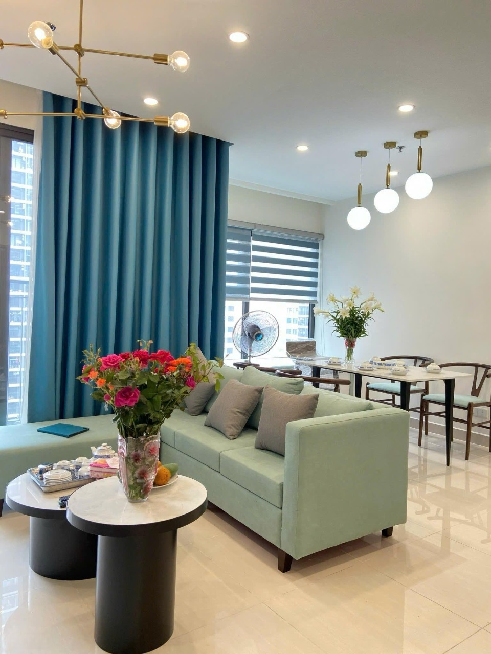 Phòng trọ 2 Phòng ngủ 64m2 tại Vinhomes Smart City - Phòng khách