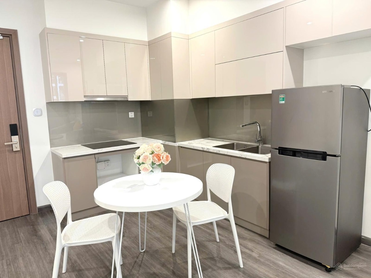 Phòng trọ Vinhomes Ocean Park 1 - Phòng (*)