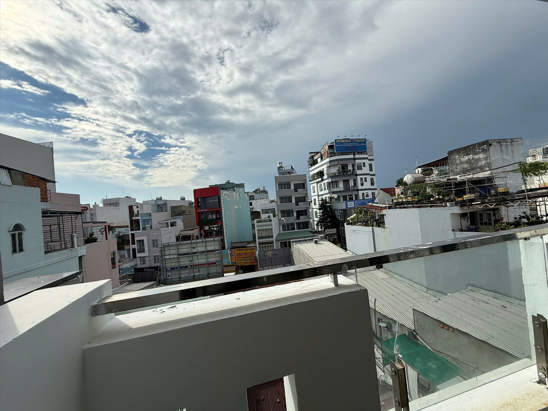 Phòng trọ 1 Phòng ngủ 35m2 tại Quân Home Lạc Long Quân - Tân Bình - Ban công