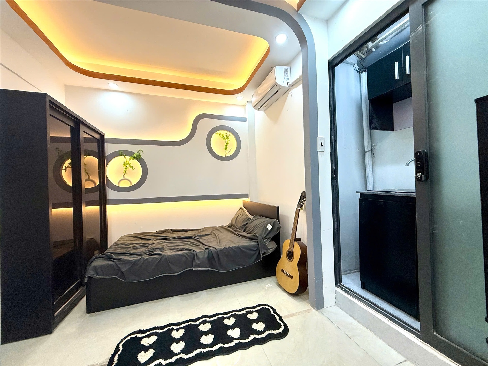 Phòng trọ 1 Phòng ngủ 37m2 tại Quân Home Lạc Long Quân - Tân Bình - Phòng ngủ