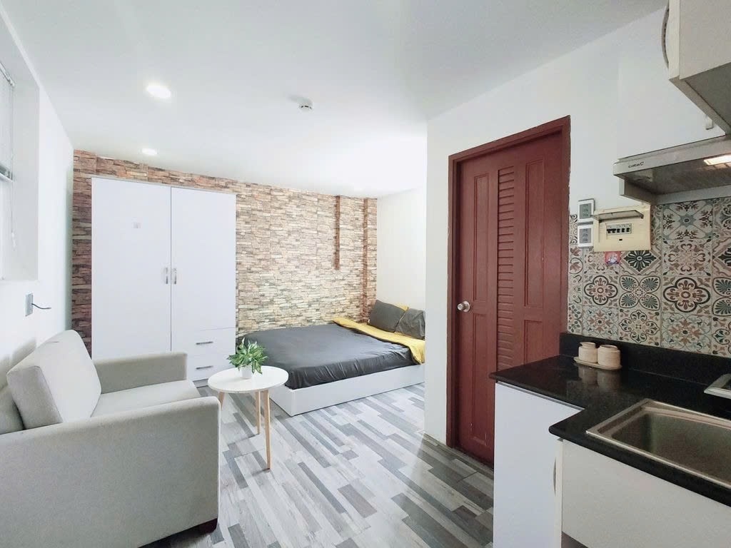 Phòng trọ PTC House Hồ Hảo Hớn 1- Quận 1 - Phòng (*)