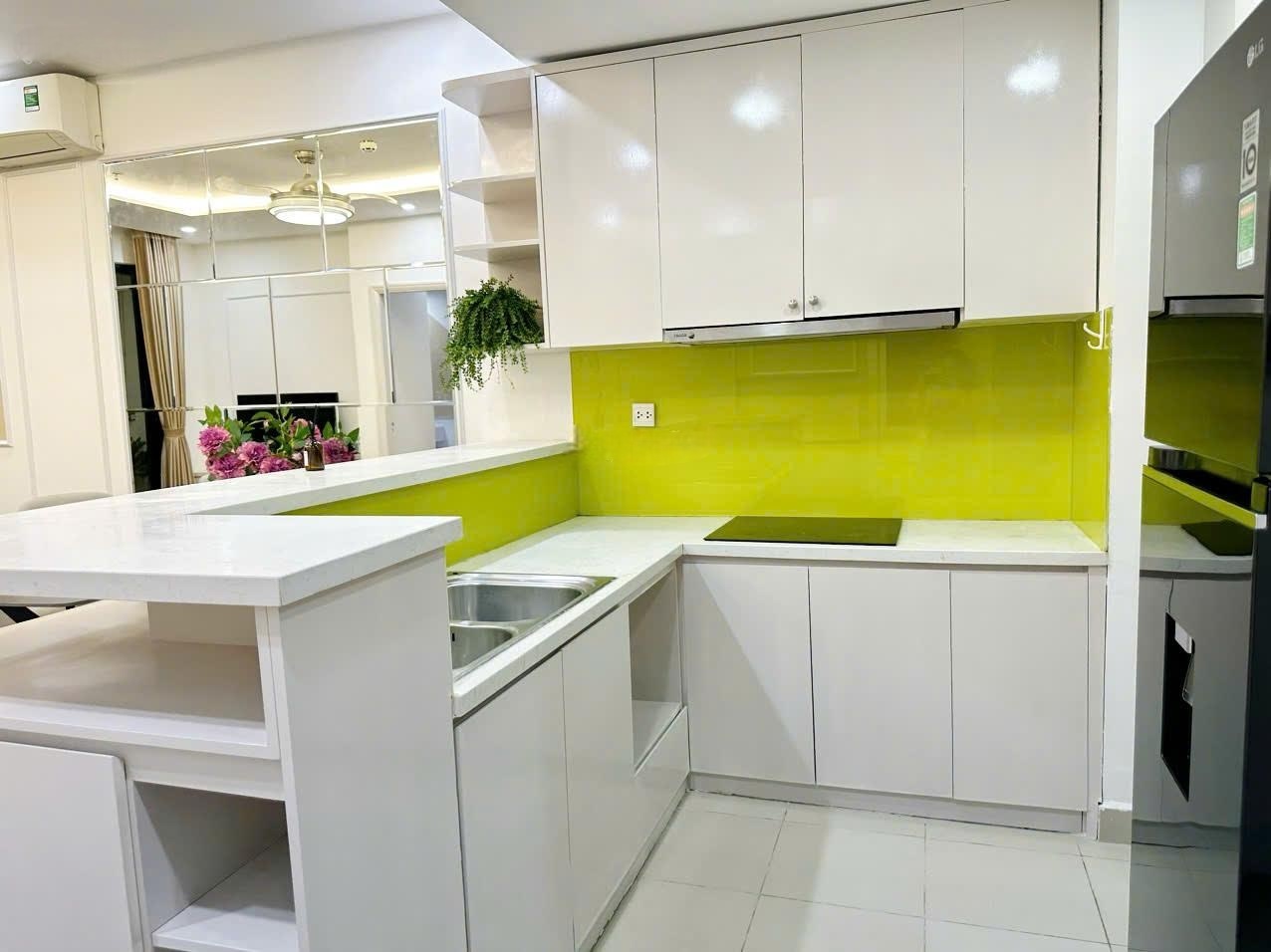 Phòng trọ 2 Phòng ngủ 75m2 tại Vinhomes Times City - Phòng bếp