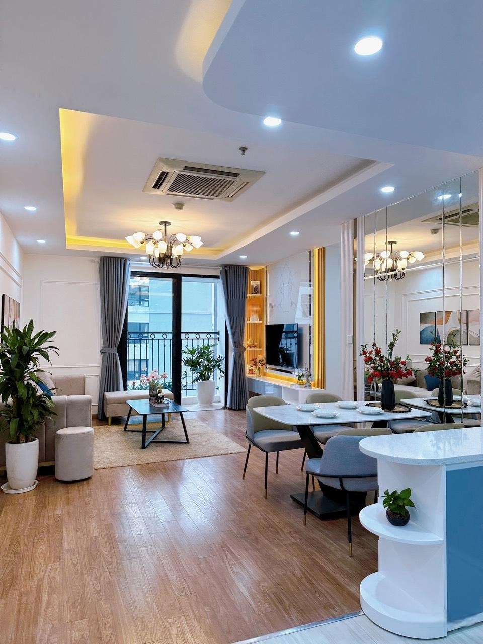 Phòng trọ 3 Phòng ngủ 110m2 tại Vinhomes Times City - Phòng khách