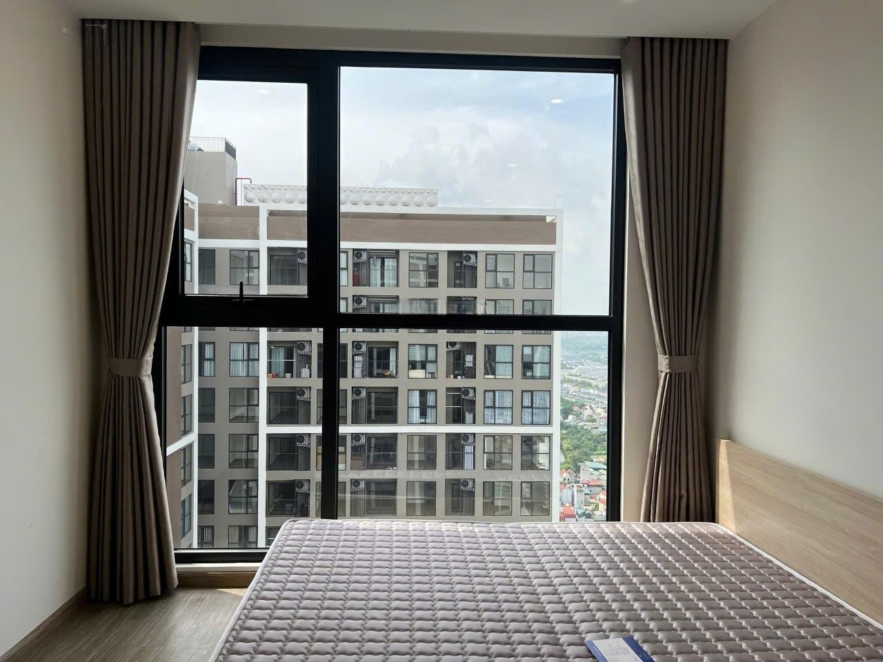 Phòng trọ 2 Phòng ngủ 65m2 tại Vinhomes Smart City - Phòng ngủ