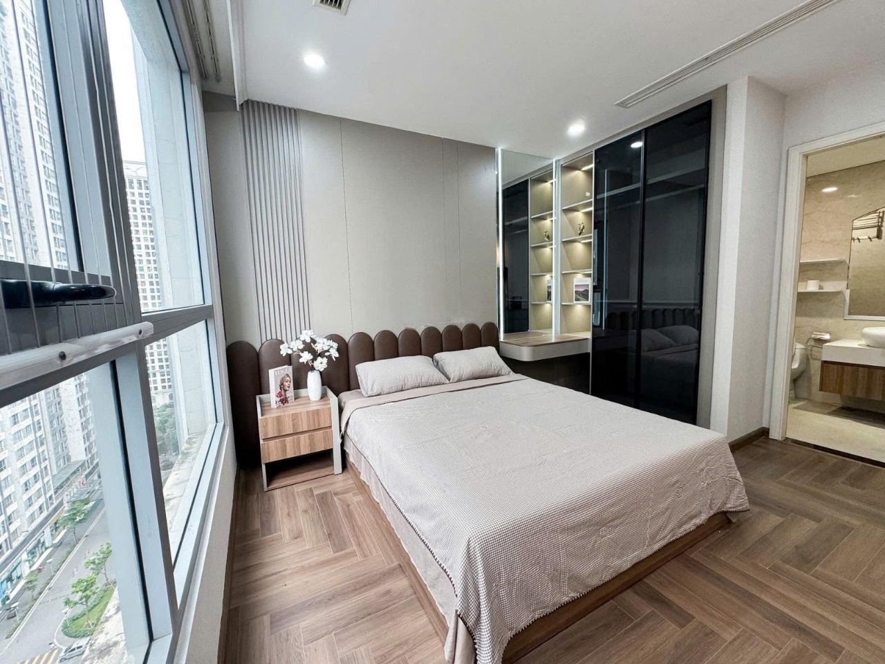 Phòng trọ 2 Phòng ngủ 95m2 tại Vinhomes Times City - Phòng ngủ