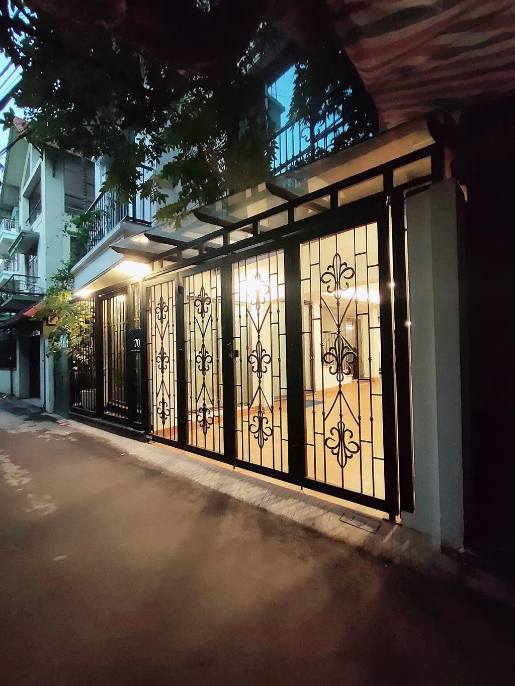 Phòng trọ PTC House Lạc Long Quân - Tây Hồ 