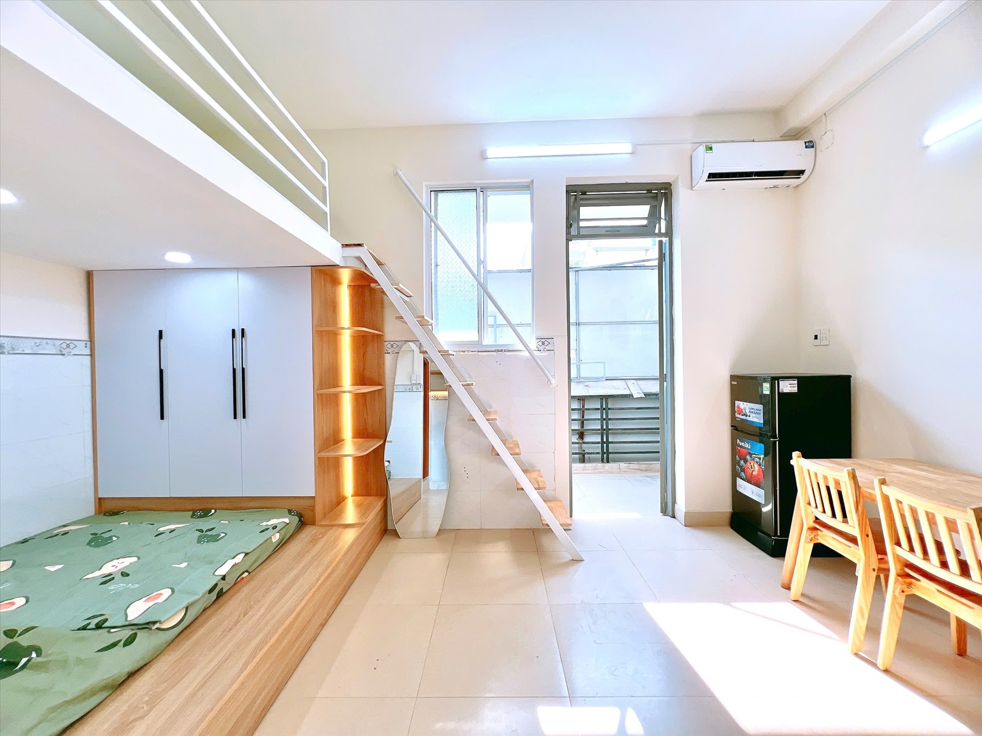 Phòng trọ Duplex 50m2 tại AH Home Hồ Văn Huê - Phú Nhuận - Phòng khách