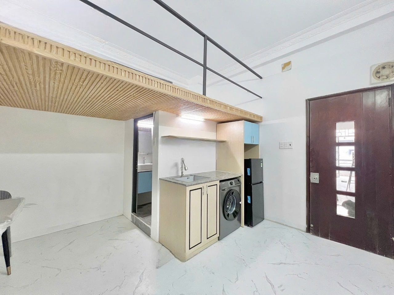 Phòng trọ Duplex 25m2 tại DT Home Điện Biên Phủ - Bình Thạnh - Phòng khách