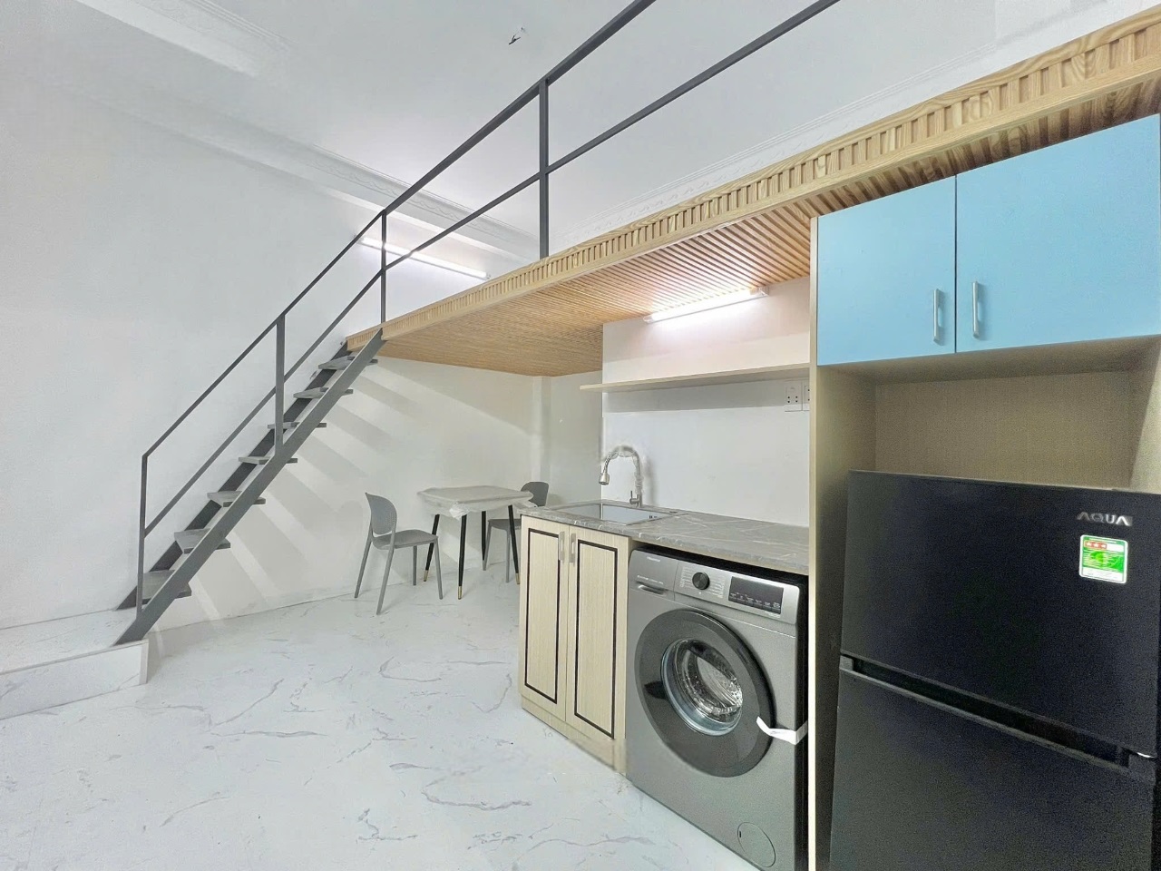 Phòng trọ Duplex 25m2 tại DT Home Điện Biên Phủ - Bình Thạnh - Phòng khách