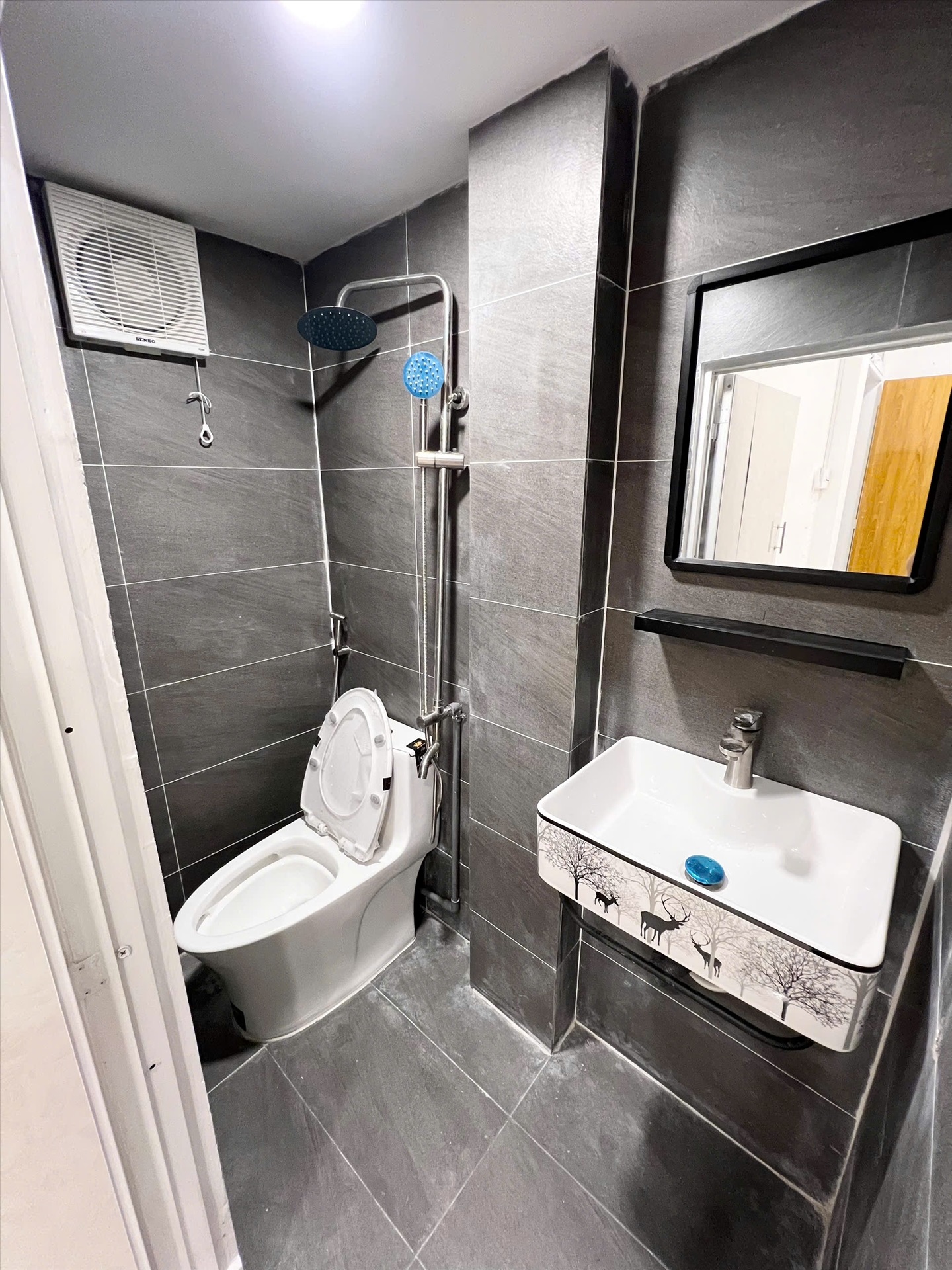 Phòng trọ Studio 25m2 tại AC House Quang Trung - Gò Vấp - Phòng tắm