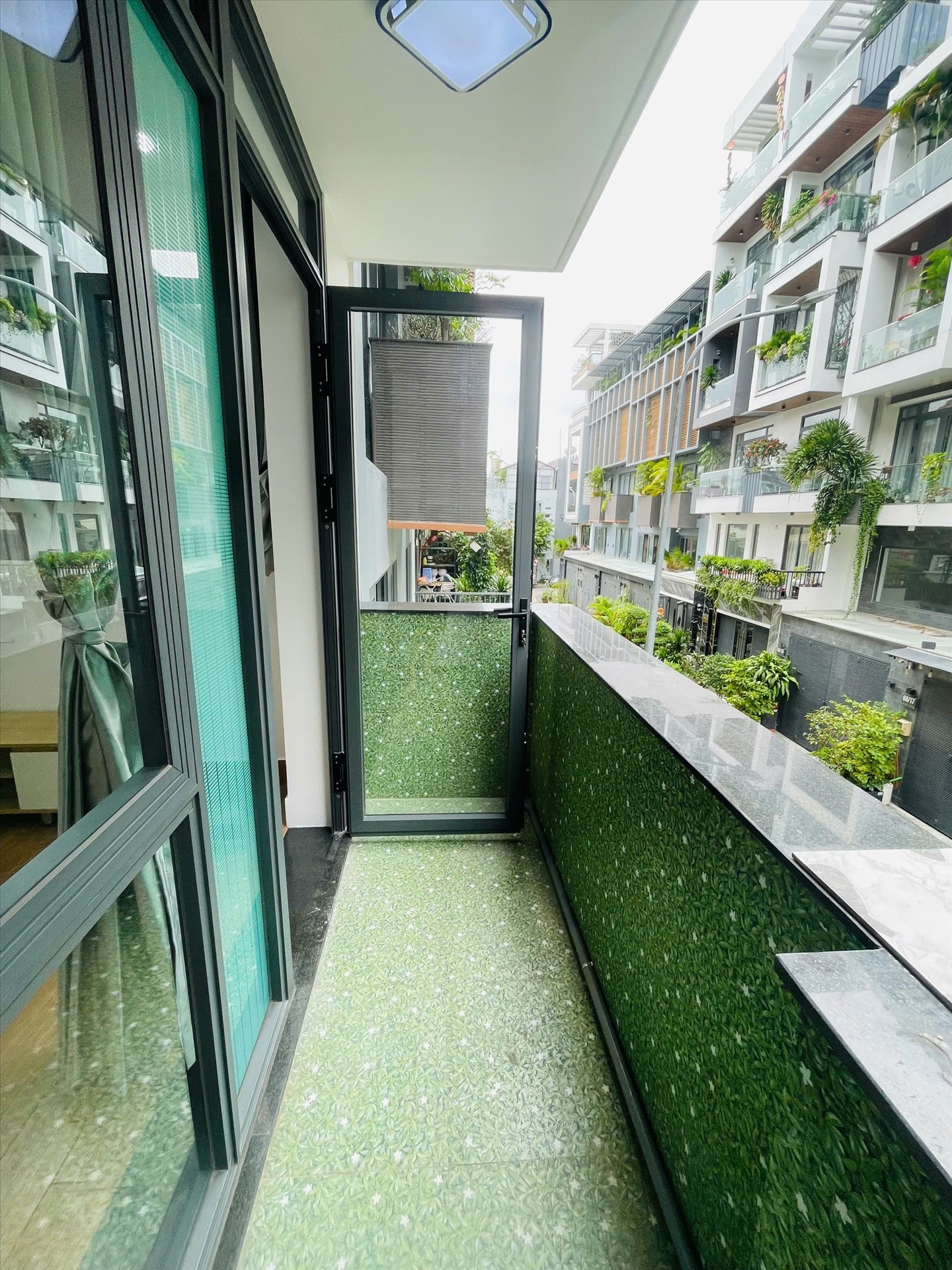 Phòng trọ Studio 25m2 tại TN Home Nguyễn Tư Giản - Gò Vấp - Ban công