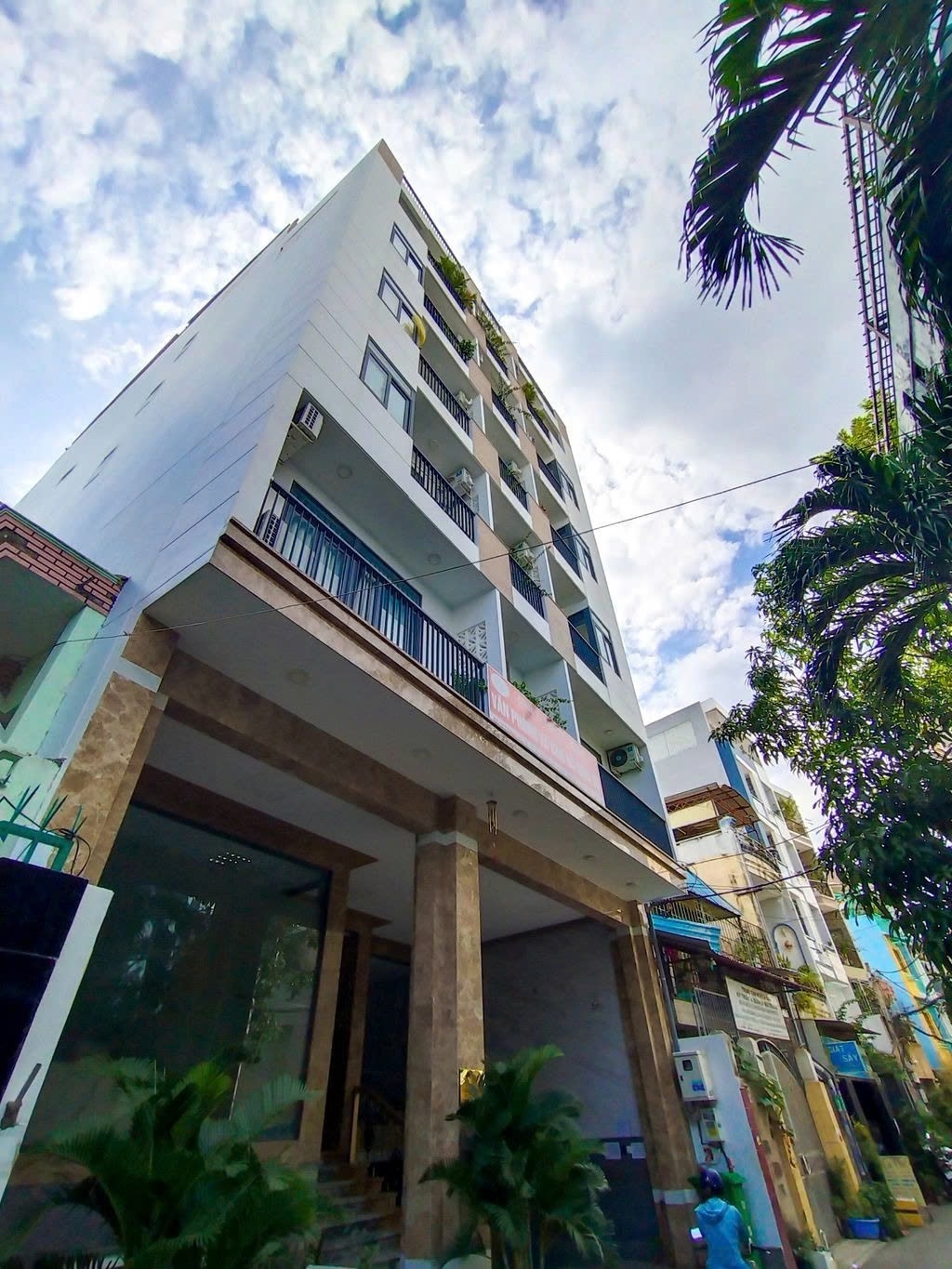 Phòng trọ PTC House 2 Bình Giã - Tân Bình - Toàn cảnh tòa nhà (*)