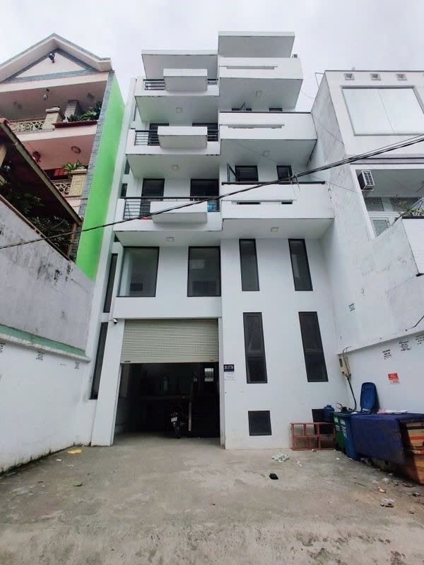 Phòng trọ PTC House 4 Chu Văn An - Bình Thạnh - Toàn cảnh tòa nhà (*)