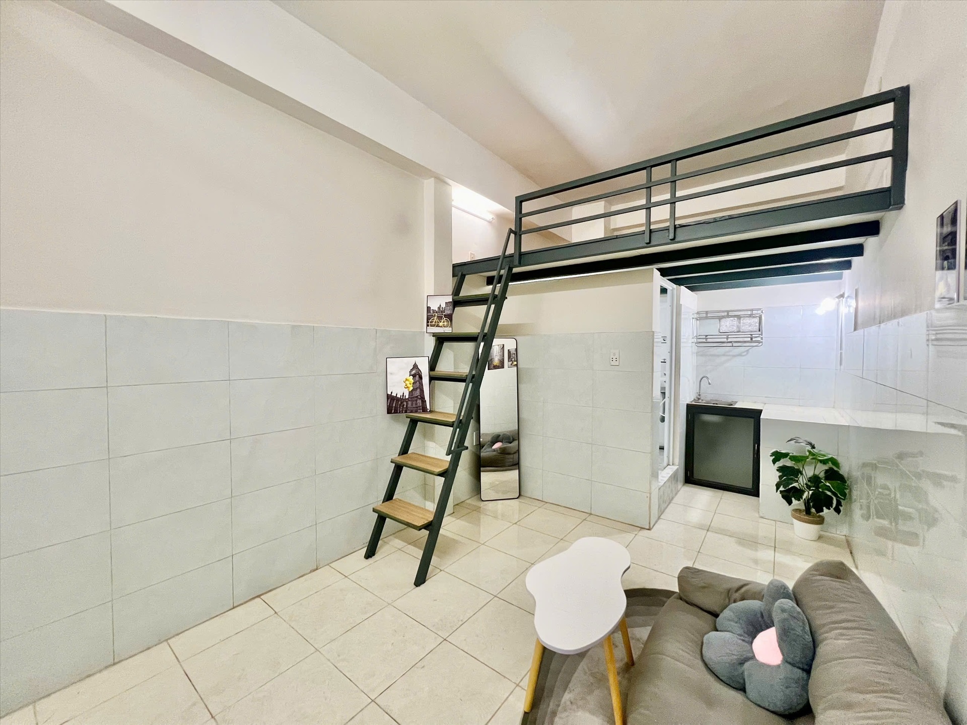 Phòng trọ Duplex 25m2 tại NiceHouses Xô Viết Nghệ Tĩnh - Bình Thạnh - Phòng khách