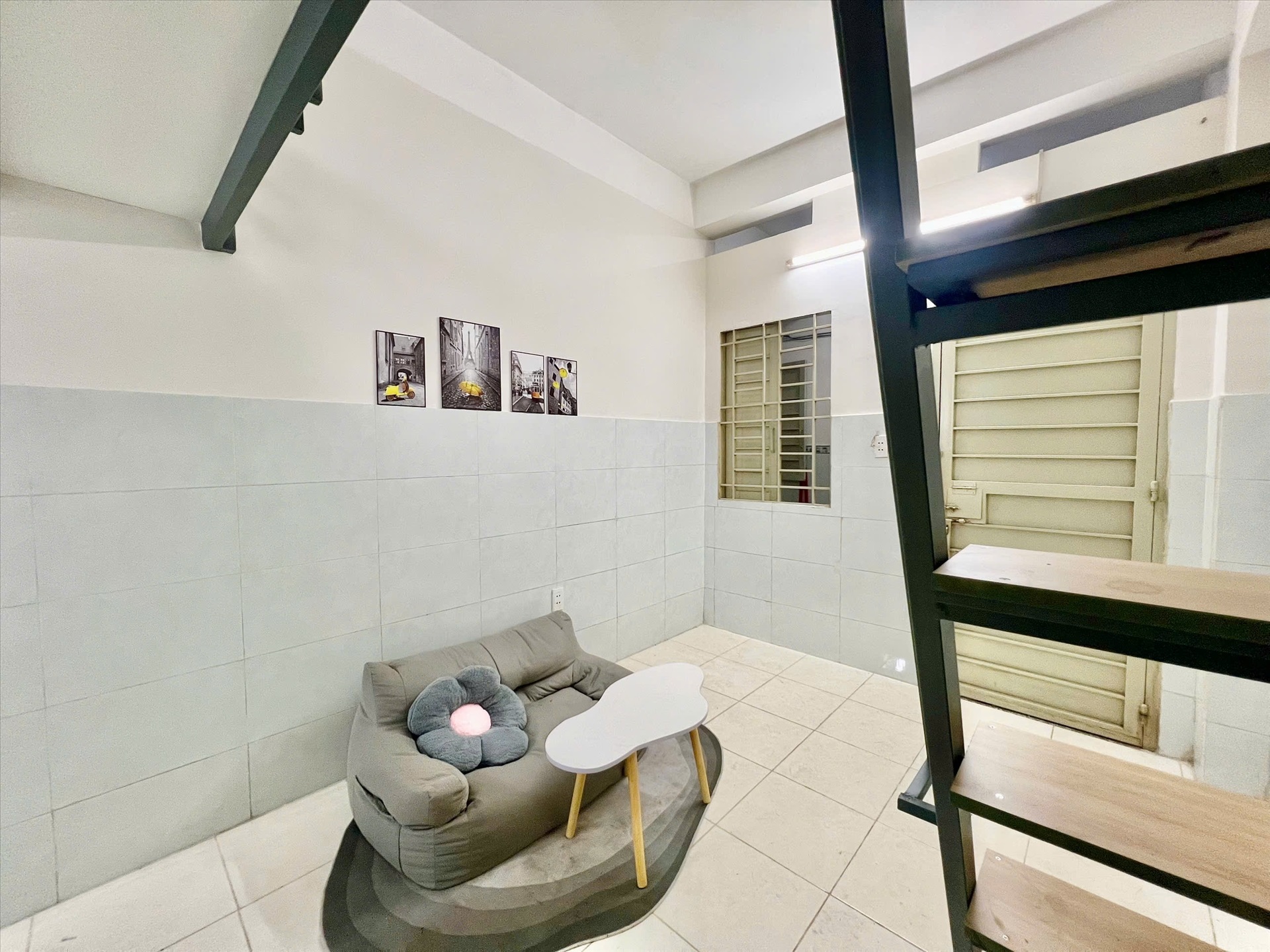 Phòng trọ Duplex 25m2 tại NiceHouses Xô Viết Nghệ Tĩnh - Bình Thạnh - Phòng khách