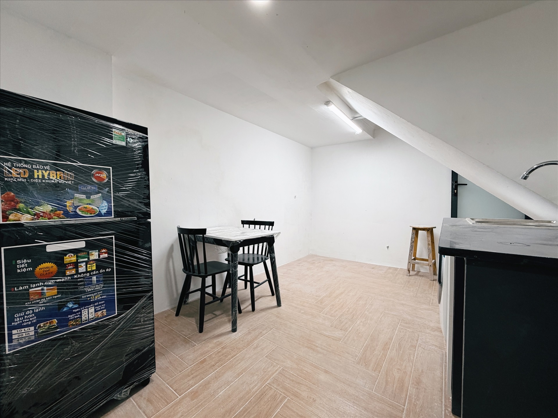 Phòng trọ 2 Phòng ngủ 50m2 tại Uncle House Ngô Tất Tố - Bình Thạnh - Phòng khách