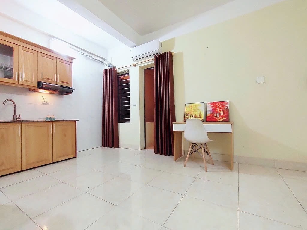 Phòng trọ Studio 38m2 tại PTC House Nguyễn Ngọc Vũ - Cầu Giấy  - Phòng khách