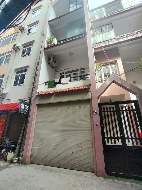 Phòng trọ PTC House Hoàng Ngân - Cầu Giấy  - Toàn cảnh tòa nhà (*)