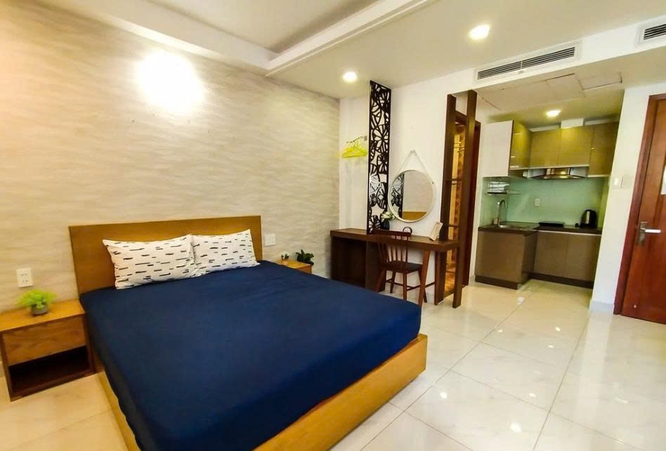 Phòng trọ Studio 25m2 tại PTC House 1 Lê Thị Riêng - Quận 1 - Góc làm việc