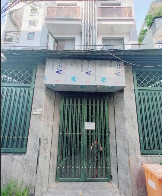 Phòng trọ PTC House 1 Tôn Thất Thuyết - Quận 4 - Toàn cảnh tòa nhà (*)