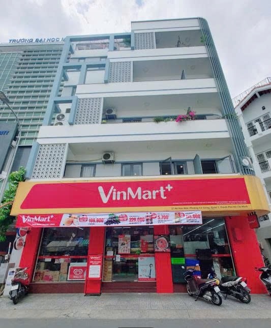 Phòng trọ PTC House 2 Hồ Hảo Hớn - Quận 1 - Toàn cảnh tòa nhà (*)