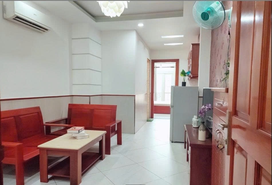 Phòng trọ PTC House 1 Bến Vân Đồn - Quận 4 - Phòng (*)