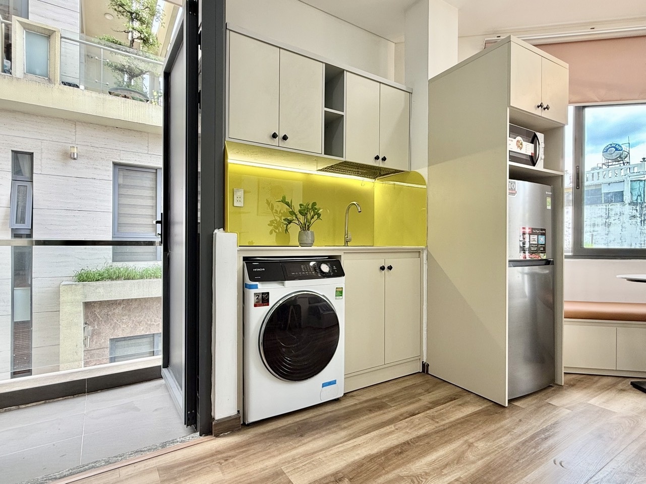 Phòng trọ Studio 30m2 tại TM House Lê Văn Sỹ - Tân Bình - Phòng bếp