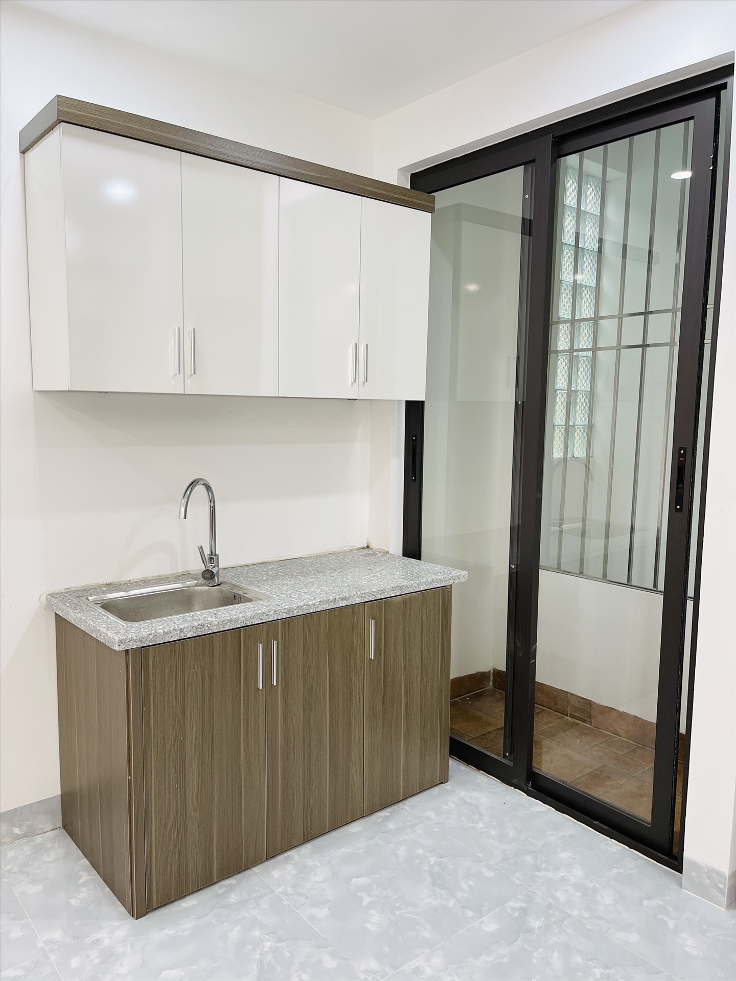 Phòng trọ Studio 30m2 tại TT House 3 Đường Láng - Đống Đa - Phòng bếp