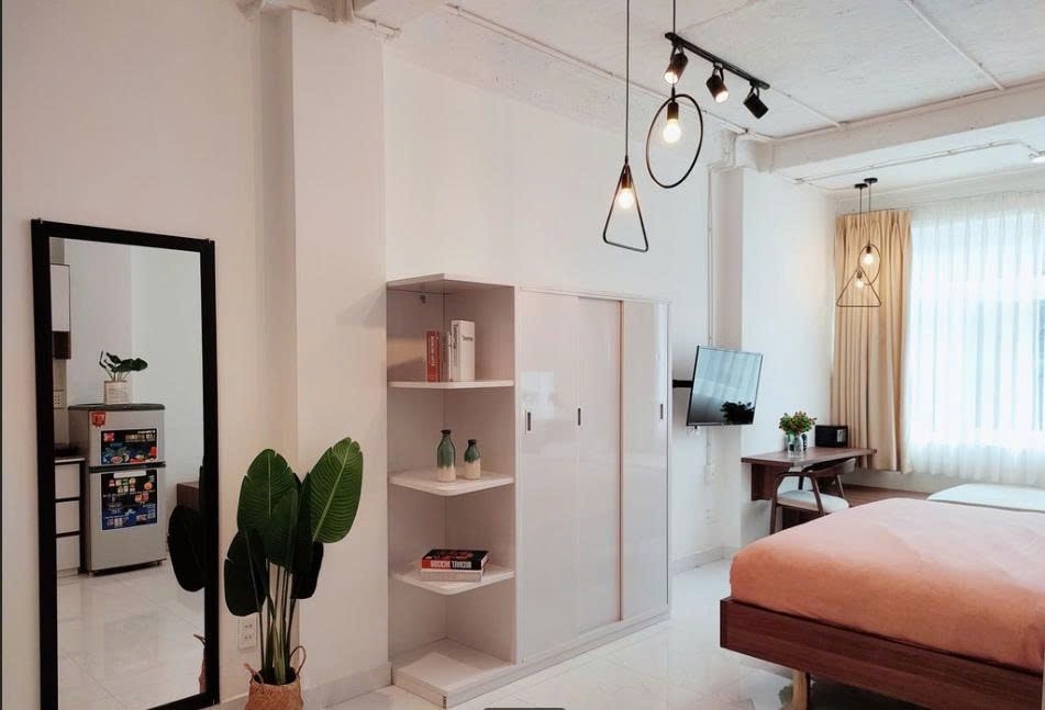 Phòng trọ PTC House 3 Lê Thị Riêng - Quận 1 - Phòng (*)