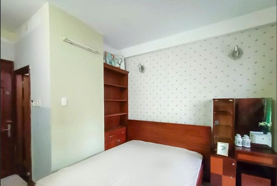 Phòng trọ PTC House Tôn Thất Tùng - Quận 1 - Phòng (*)