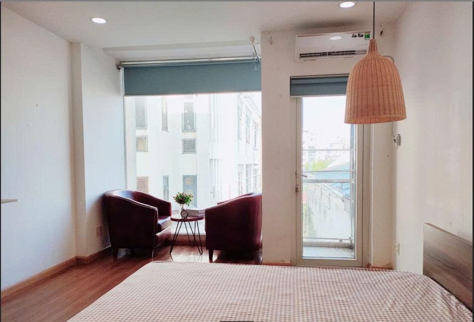 Phòng trọ PTC House 11 Nguyễn Trãi - Quận 1