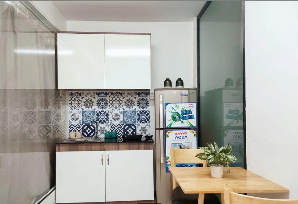 Phòng trọ 1 Phòng ngủ 40m2 tại PTC House 11 Nguyễn Trãi - Quận 1 - Phòng bếp