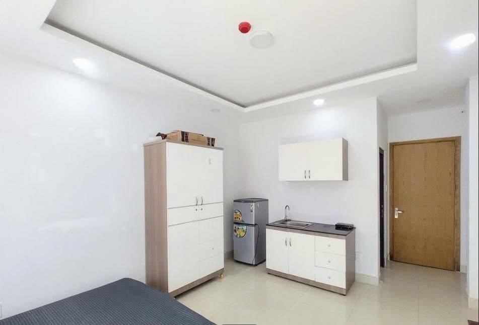 Phòng trọ PTC House 1 Tôn Thất Tùng - Quận 1 - Phòng (*)