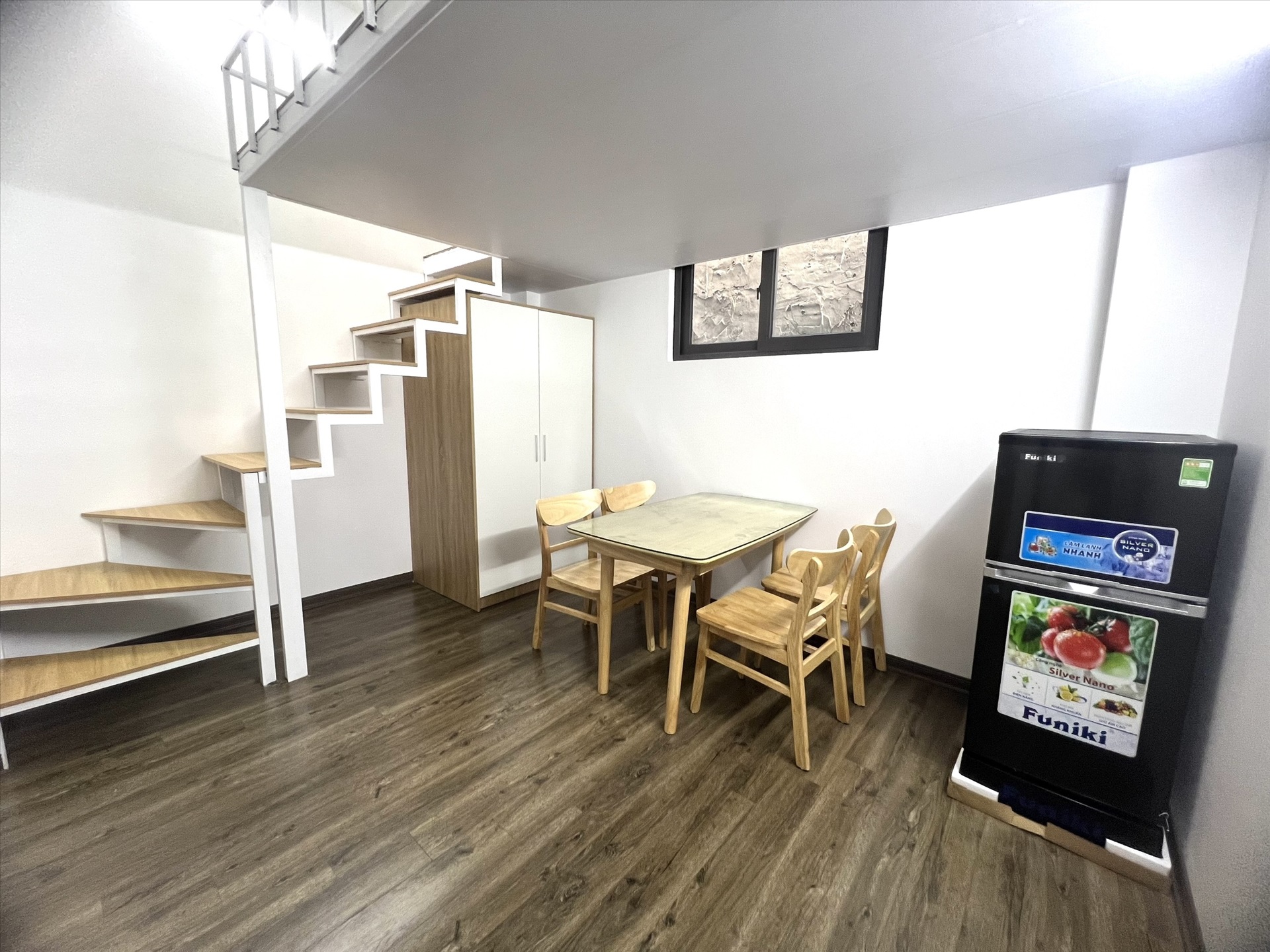 Phòng trọ Duplex 35m2 tại THT Land Khúc Thừa Dụ - Cầu Giấy - Phòng khách