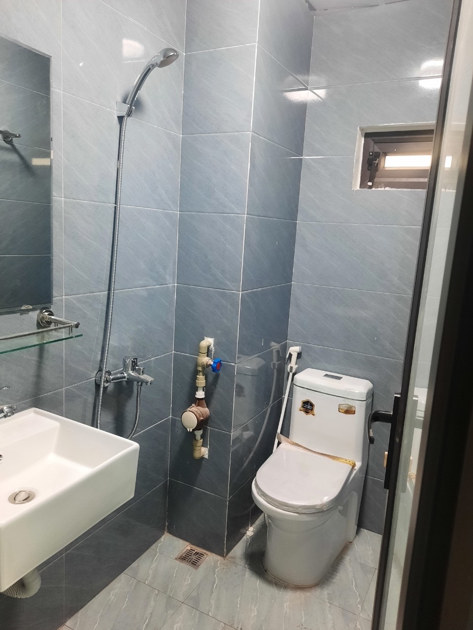 Phòng trọ Studio 25m2 tại THT Land Tô Vĩnh Diện - Thanh Xuân - Phòng tắm