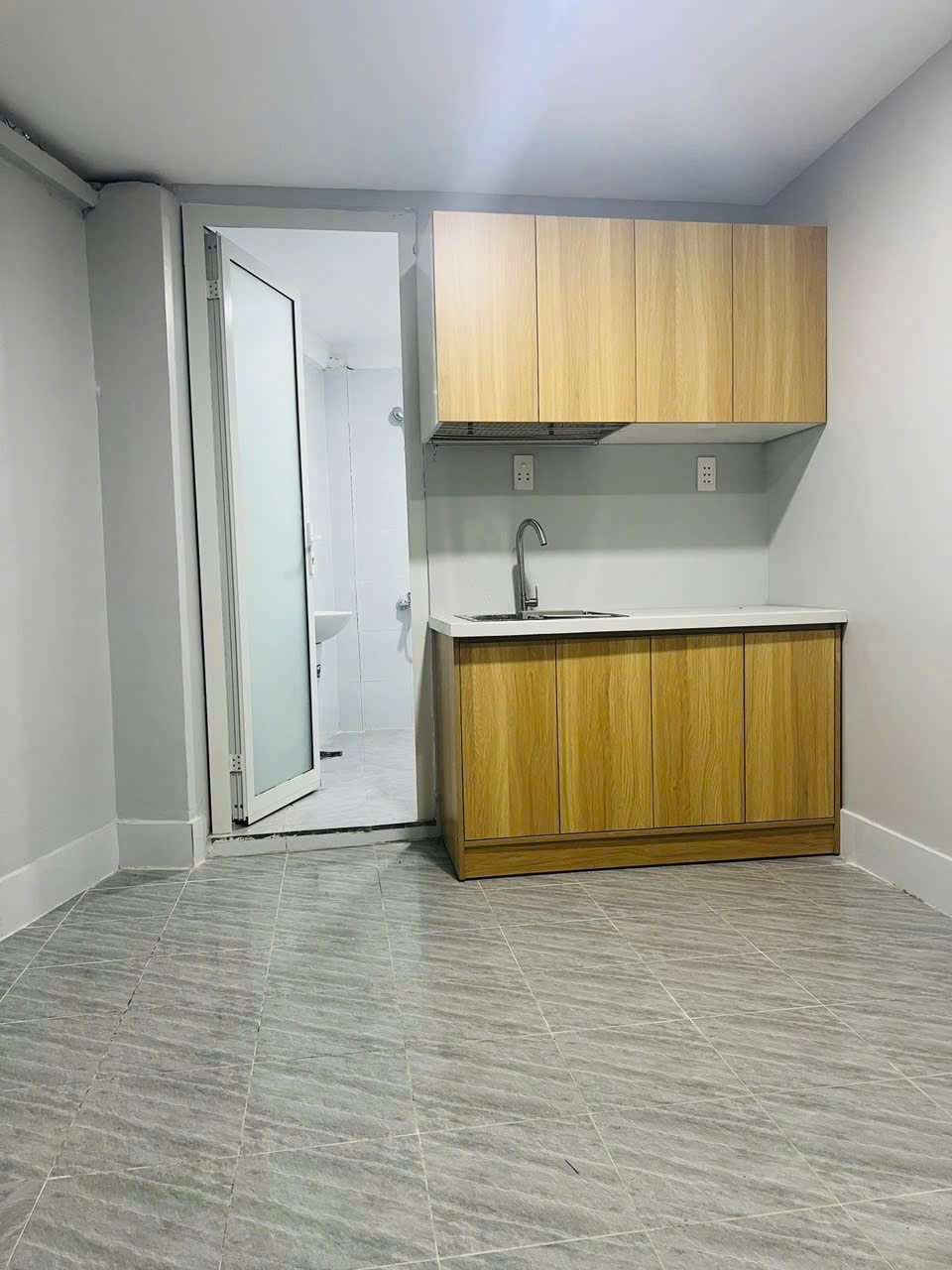 Phòng trọ 2 Phòng ngủ 40m2 tại TT House Phạm Văn Hai - Tân Bình - Phòng bếp